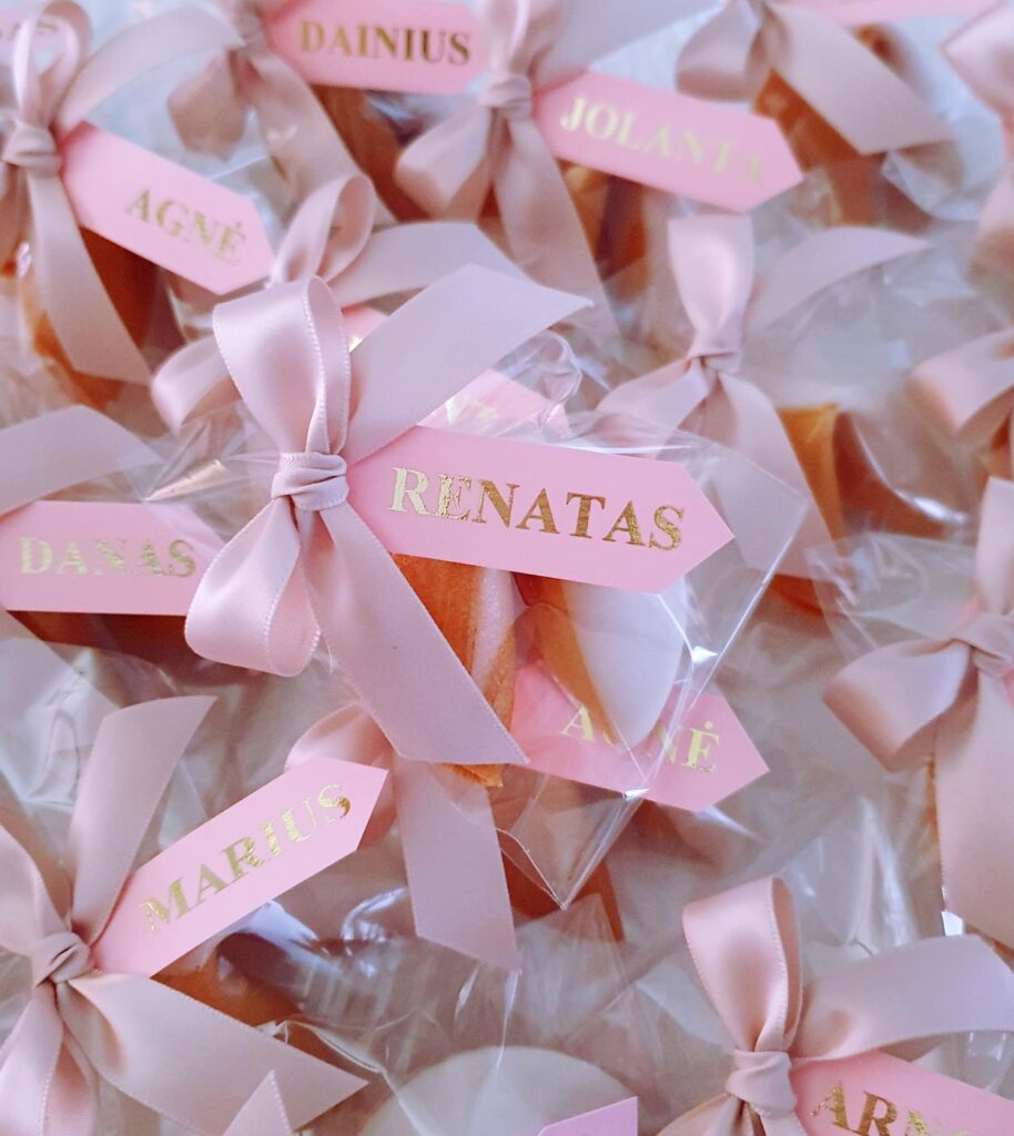 Pakavimas maišelyje su vardo kortele (8)