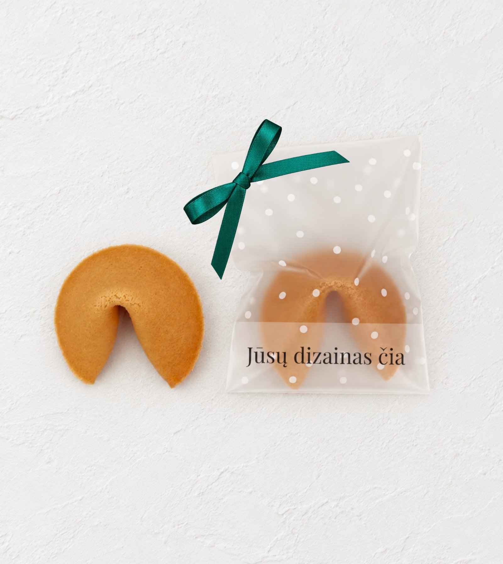 Pakuotė su logo (matinis maišelis su taškeliais + sausainis + logo + kaspinėlis)
